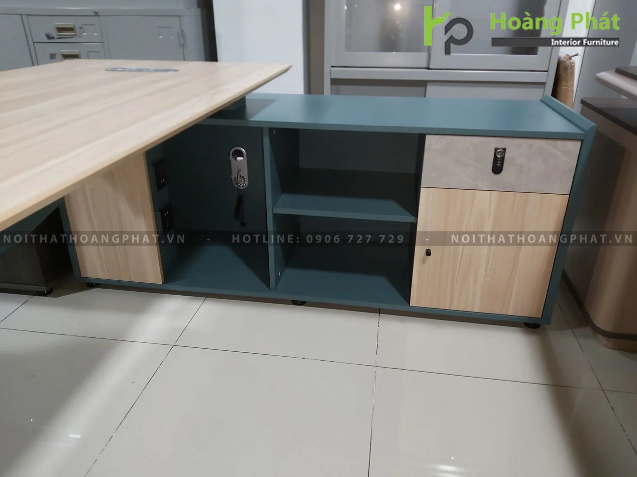 Bàn giám đốc hiện đại B2000 3 TỦ phụ bàn giám đốc nhập khẩu B2000