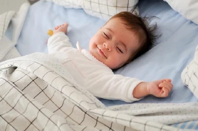 Cách tập cho bé ngủ giường dễ dàng và nhanh nhất 5 Lợi ích cho bé yêu ngủ riêng