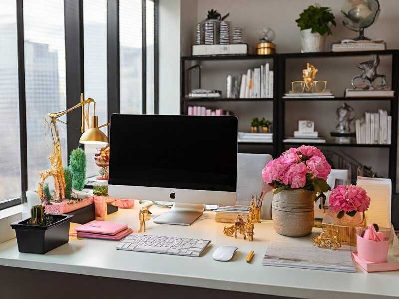 Gợi ý 10+ món đồ decor bàn làm việc đẹp bạn không nên bỏ qua 1 Decor bàn làm việc thể hiện cá tính và sở thích cá nhân